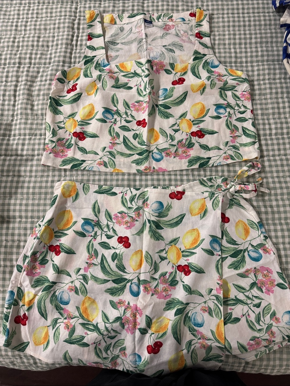 Old Navy White Lemon & Cherry Print Crop Top and Skirt Set